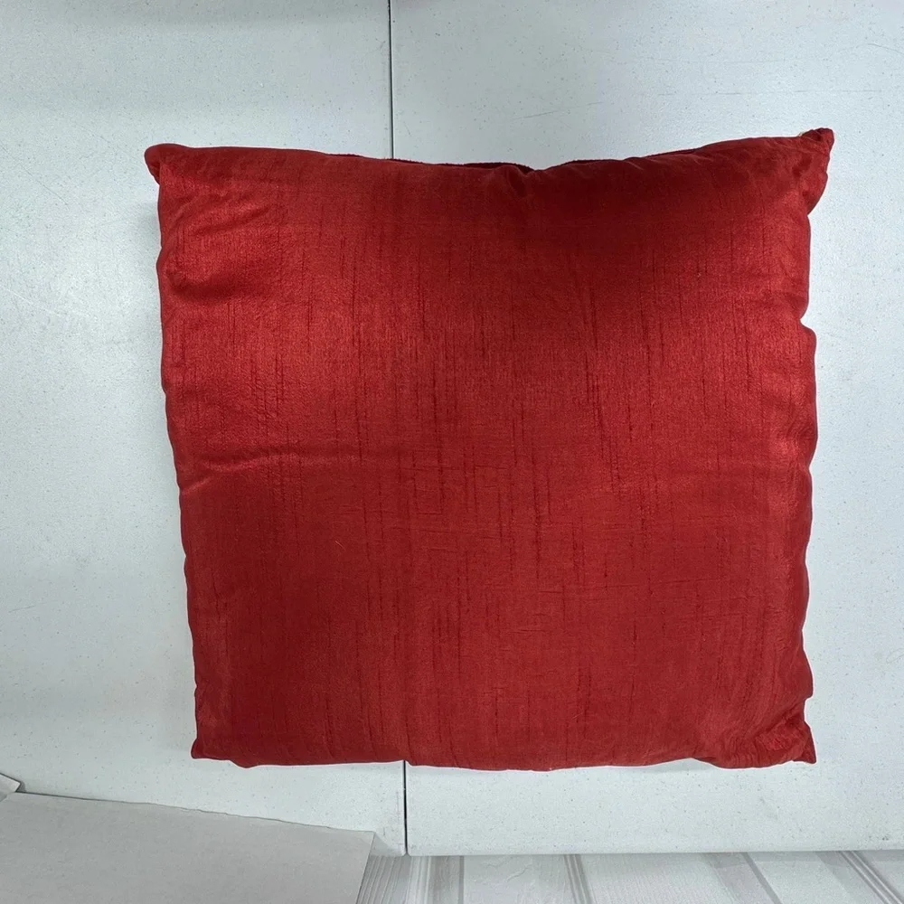 Decorative‎ Santa-themed Christmas Pillow.